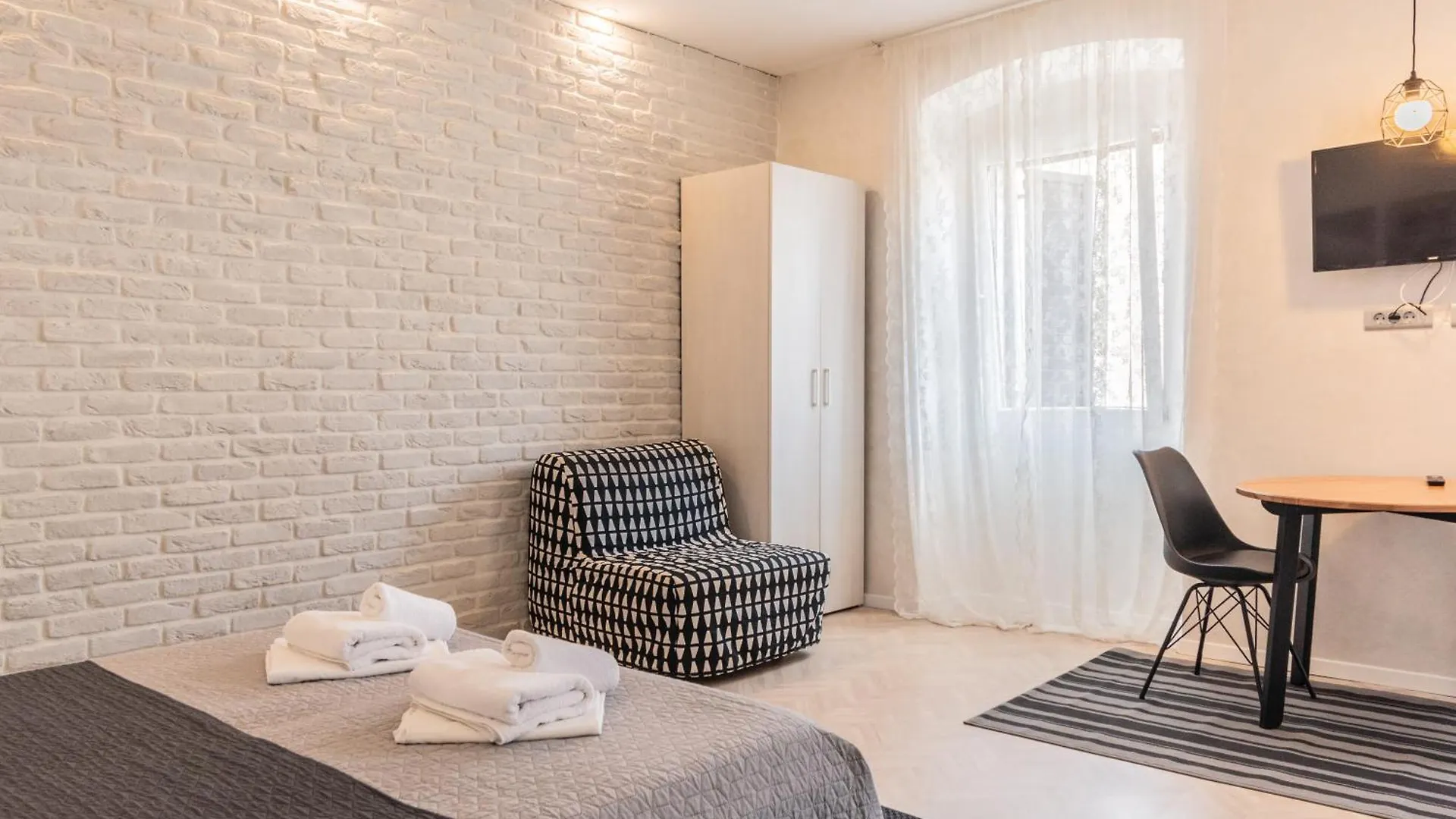 L&B Old Town Studio Apartments Pula