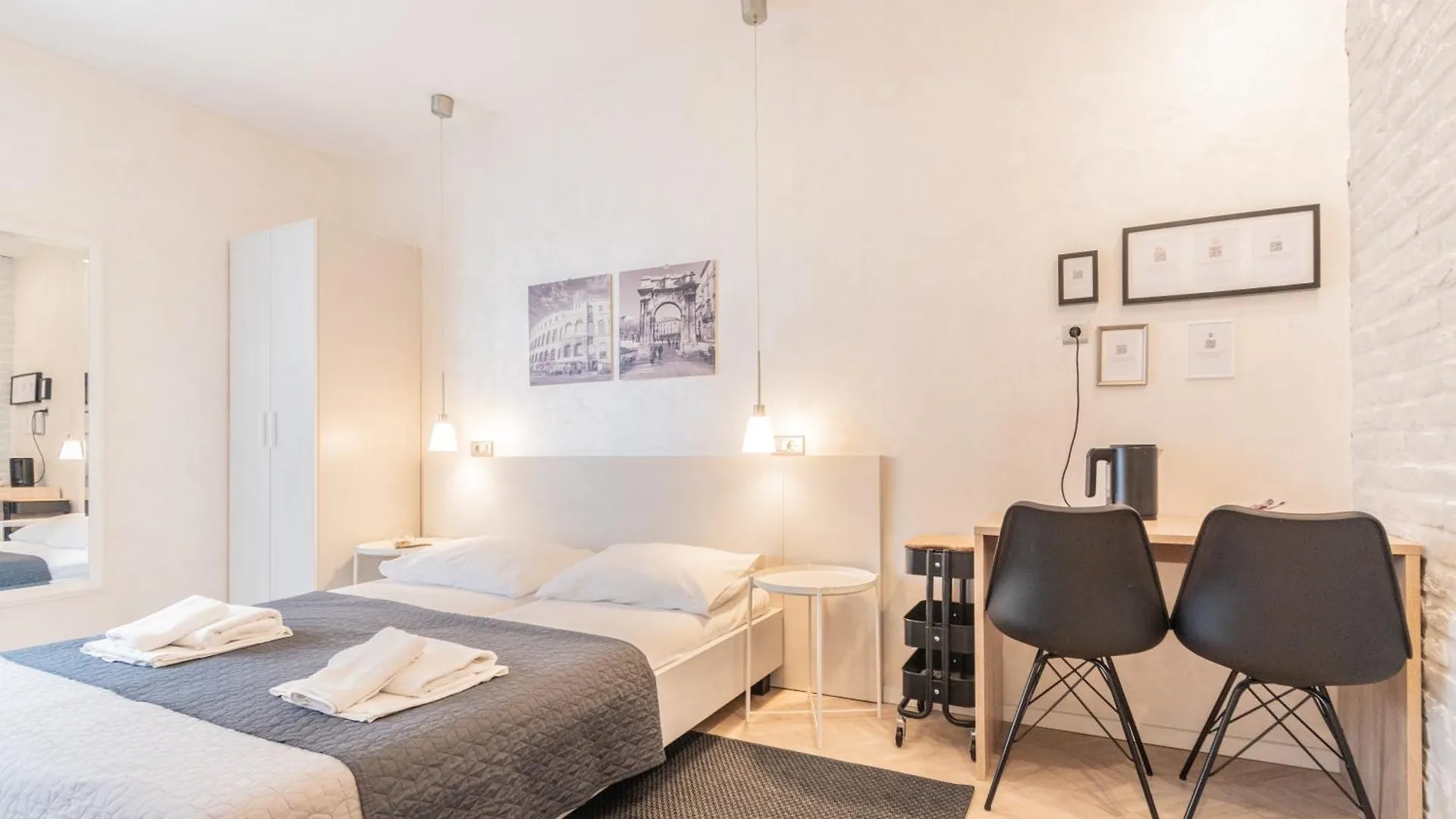 L&B Old Town Studio Apartments Pula Guest house